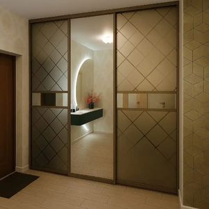 Встроенный шкаф-купе на заказ, зеркала из бронзы и пескоструй ромб